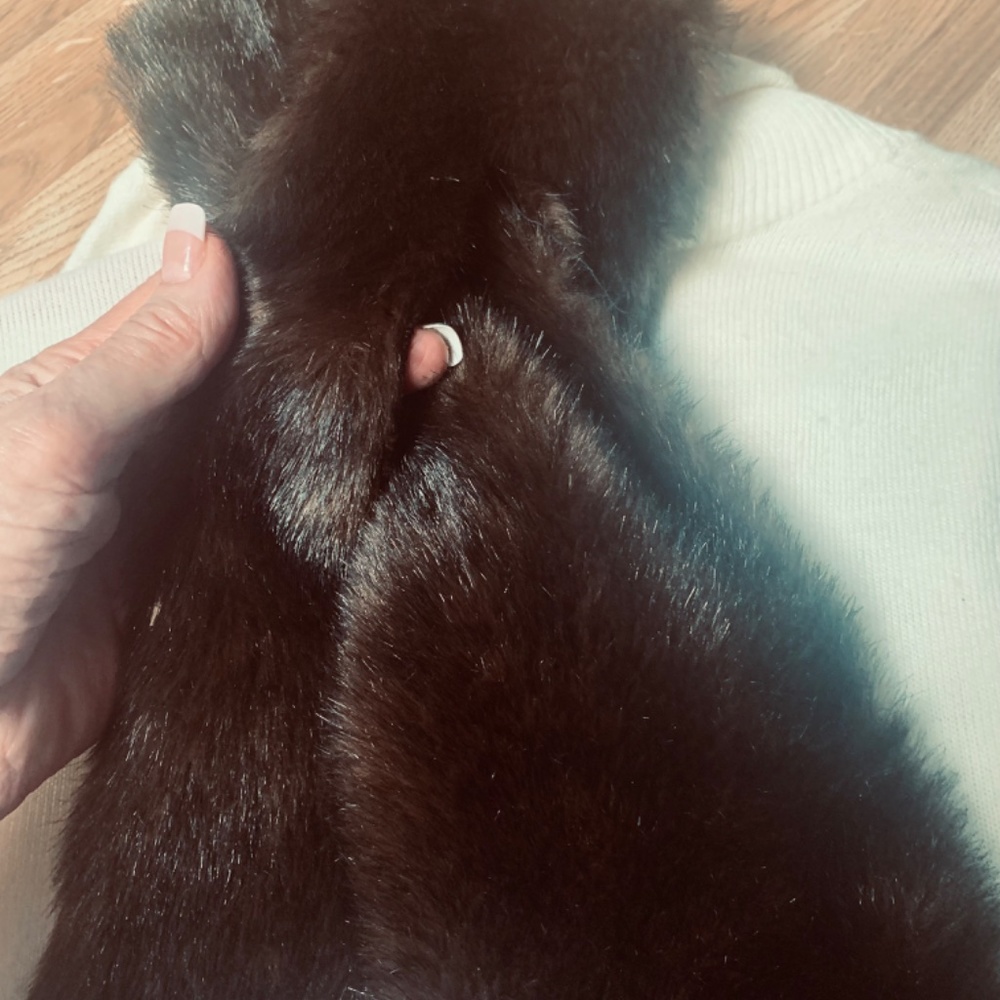 FAUX FUR COLLAR SCARF - Picture 3 of 4